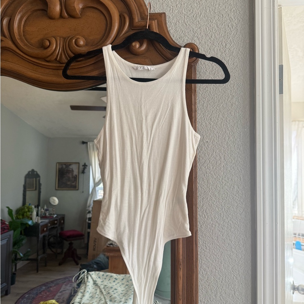 Double Zero Cream Sleeveless Bodysuit